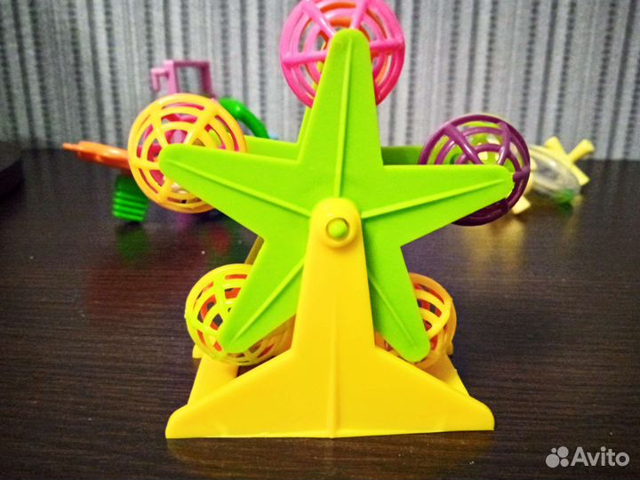 Игрушки для попугаев