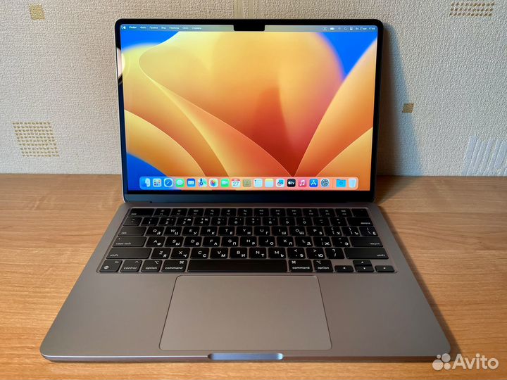 Apple MacBook air 13,6-inch 2022 m2 8/512