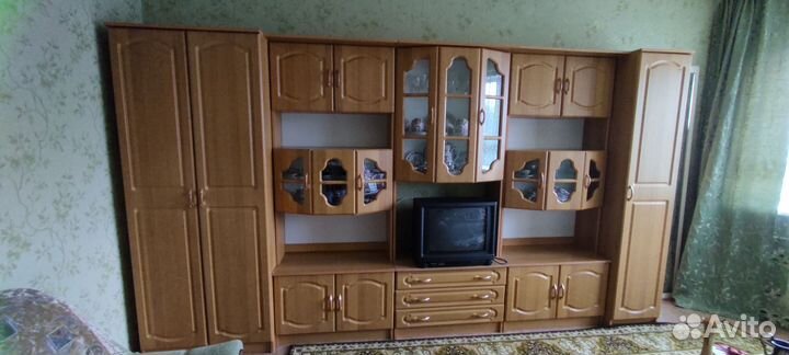 Стенка в гостиную бу
