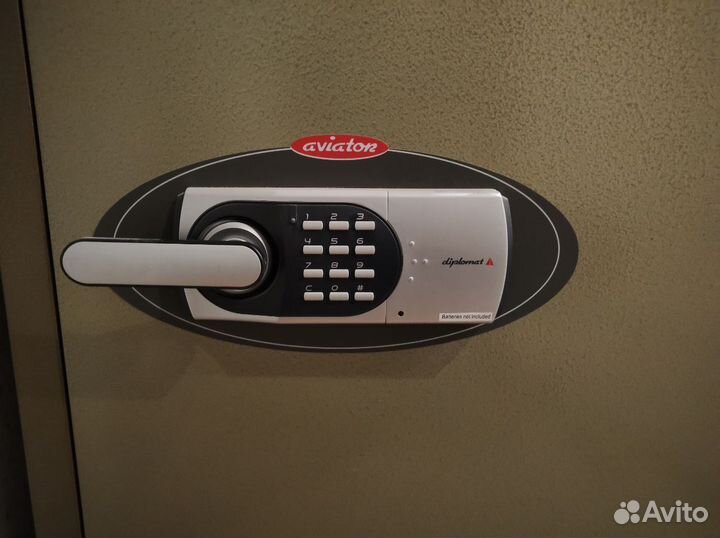 Огнестойкий большой сейф Авиатор 825 EH GNC