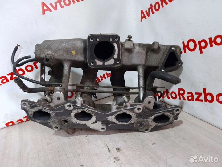 Колектор впускной Nissan Vanette SK82 F8