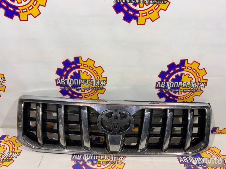 Решетка радиатора Toyota Land Cruiser Prado 120