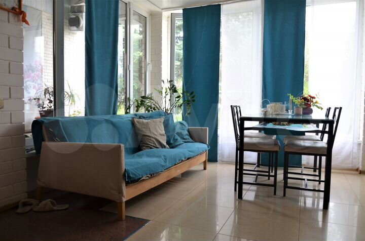 Дом 146 м² на участке 6 сот.