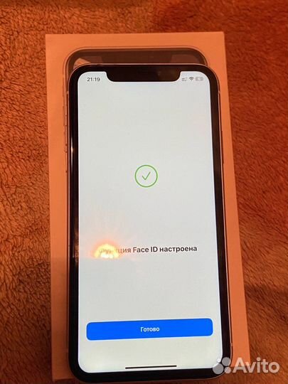 iPhone Xr, 64 ГБ