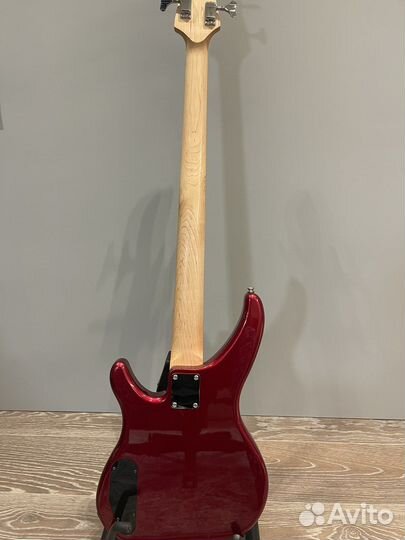Бас гитара yamaha trbx174