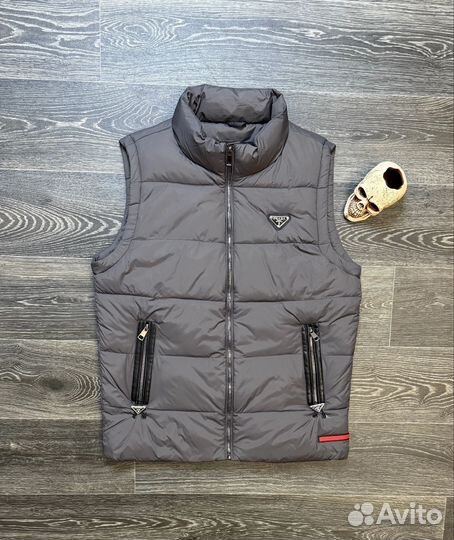 Жилетка prada