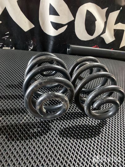 Задние пружины vw t4 18мм