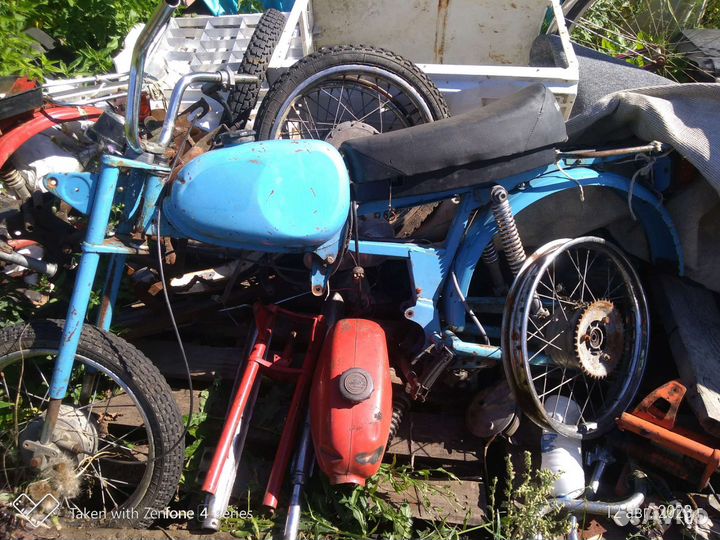 Запчасти на мопед Карпаты СССР