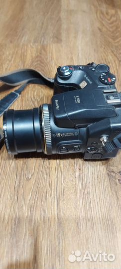 Fujifilm FinePix S7000