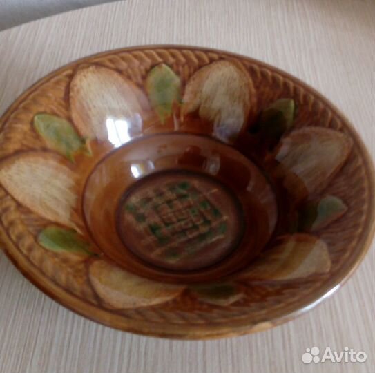 Керамическая тарелка 