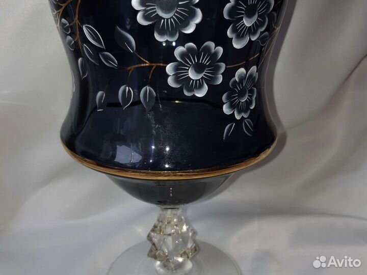 Ваза-кубок. Хрусталь. Антиквариат