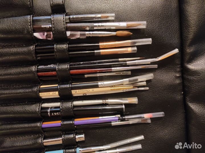 Кисти для маникюра