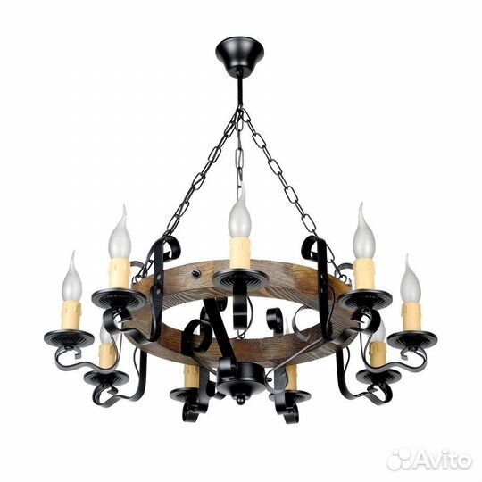 Деревянная люстра-колесо с элементами ковки ретро