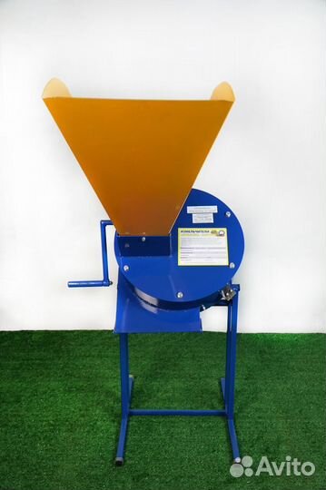 Измельчитель сломы сена и травы Кубанец