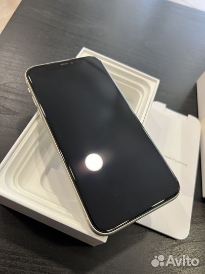 iPhone 11, 256 ГБ