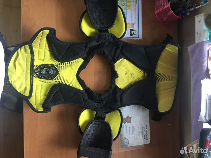 Нагрудник хоккейный bauer supreme 1S