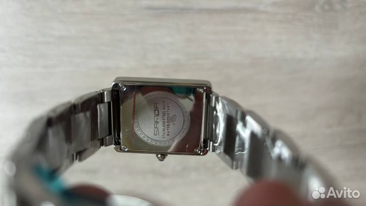 Часы Sanda Tank абсолютно новые