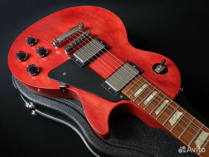 Gibson Les Paul Studio Faded + кейс