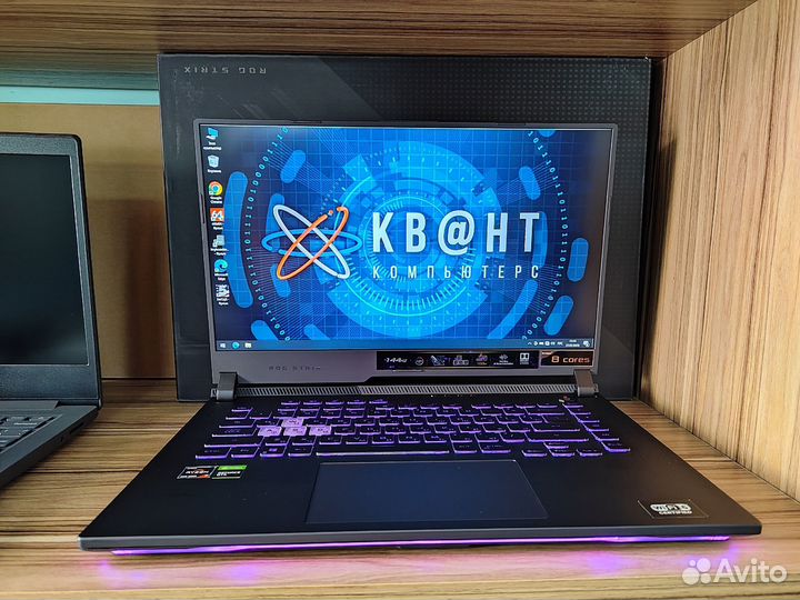 Шикарный игровой ноутбук Asus RoG Strix на гаранти