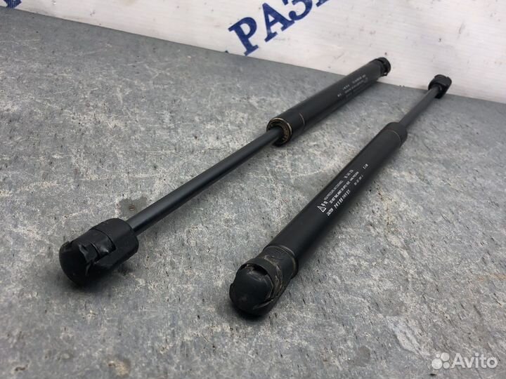 Упор багажника aveo т200