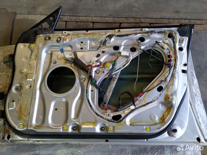 Кузовные детали Toyota Mark 2 100