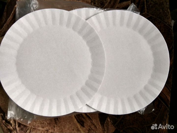 Тарелки бумажные одноразовые