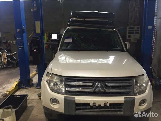 Разбор на запчасти Mitsubishi Pajero