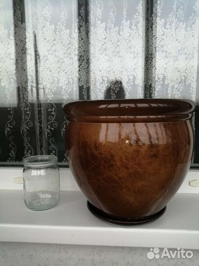 Кашпо для цветов (горшок)