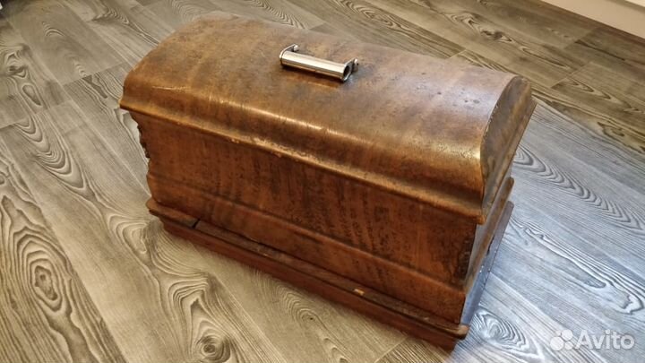 Швейная машинка