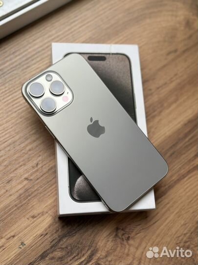 iPhone 15 Pro Max, 256 ГБ
