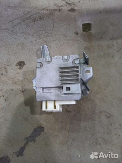 Блок управления усилителя руля Toyota yaris 2