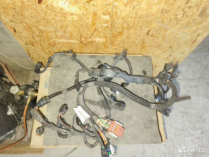 Проводка двигателя Peugeot 208 EB2, EB0 HM01