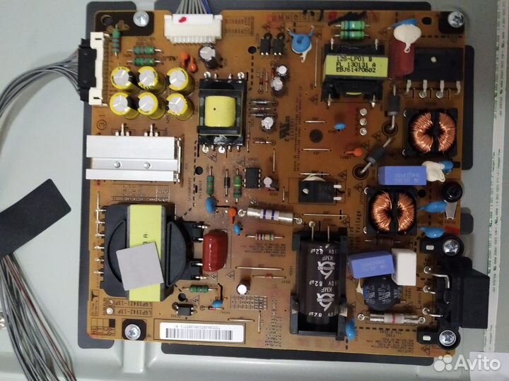 EAX64908001(1.9) с телевизора LG 42LA644V