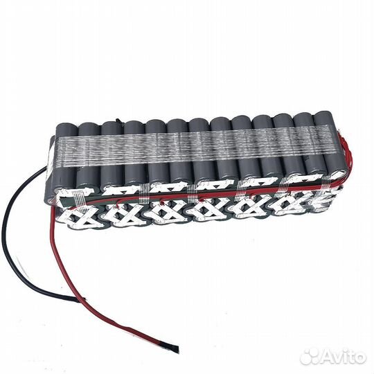 Аккумулятор 48В 24 А/ч на банках 21700