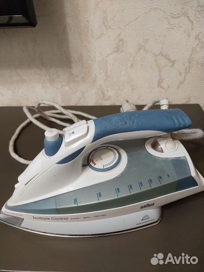 Утюг Braun