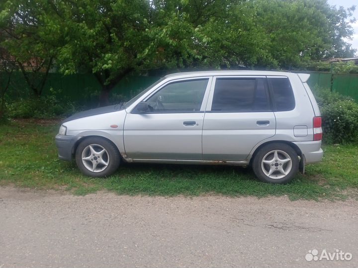 Mazda Demio, 1998