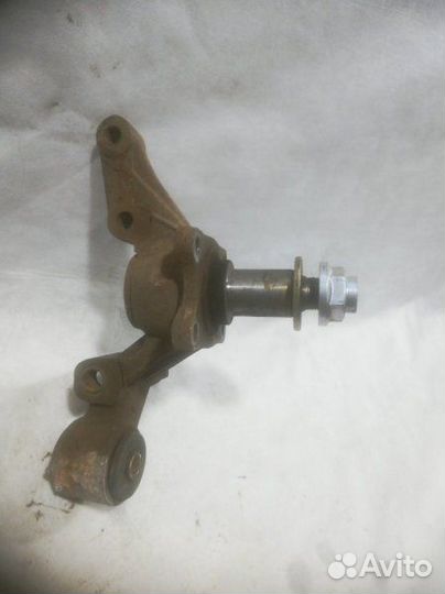 Кулак поворотный задний левый Hyundai Elantra 3