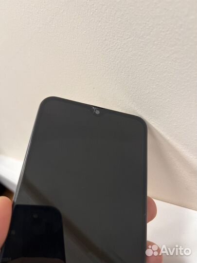 Samsung Galaxy A50, 4/128 ГБ