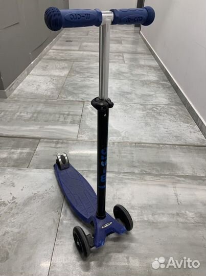 Самокат Maxi Micro