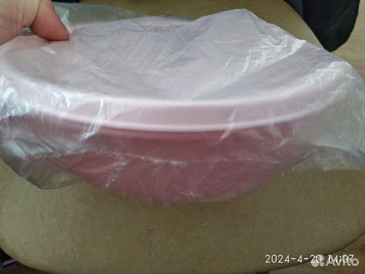 Контейнеры Tupperware