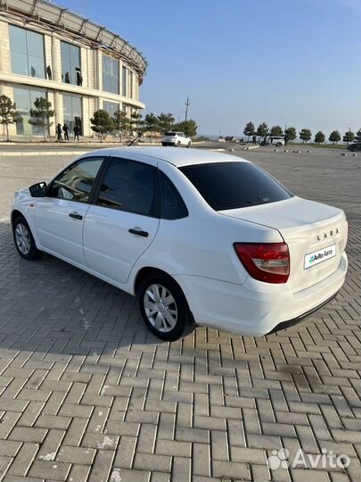 LADA Granta 1.6 МТ, 2019, 127 000 км