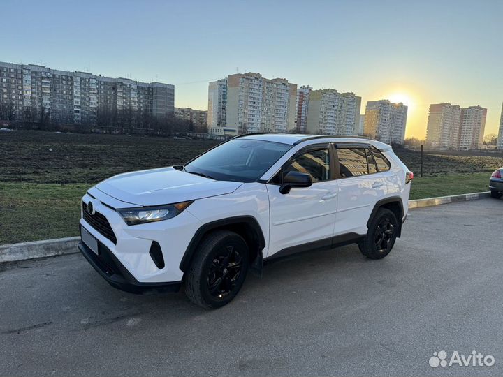 Toyota RAV4 2.5 AT, 2021, 45 000 км