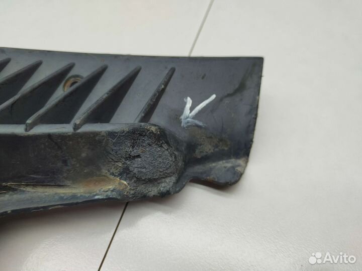 Жабо под дворники Mitsubishi Libero CD5W 1998 г.в