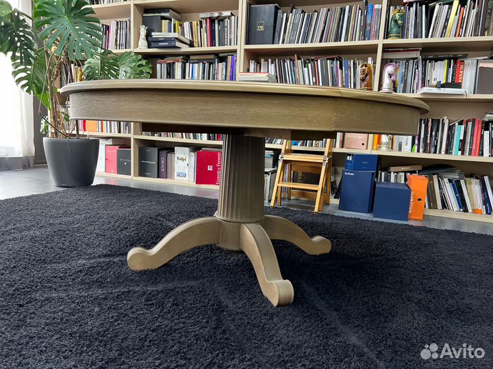 Круглый стол раздвижной из массива