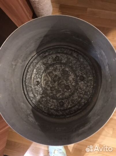 Алюминевая кастрюля с крышкой