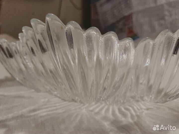 Ваза - большая стеклянная салатница (хлебница)