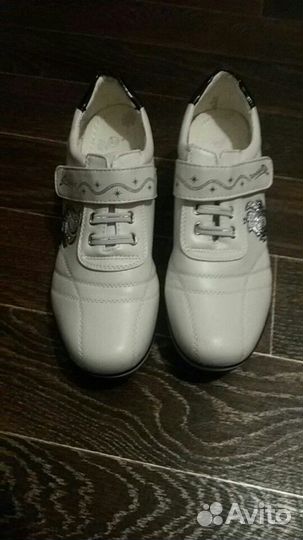 Продам обувь женскую