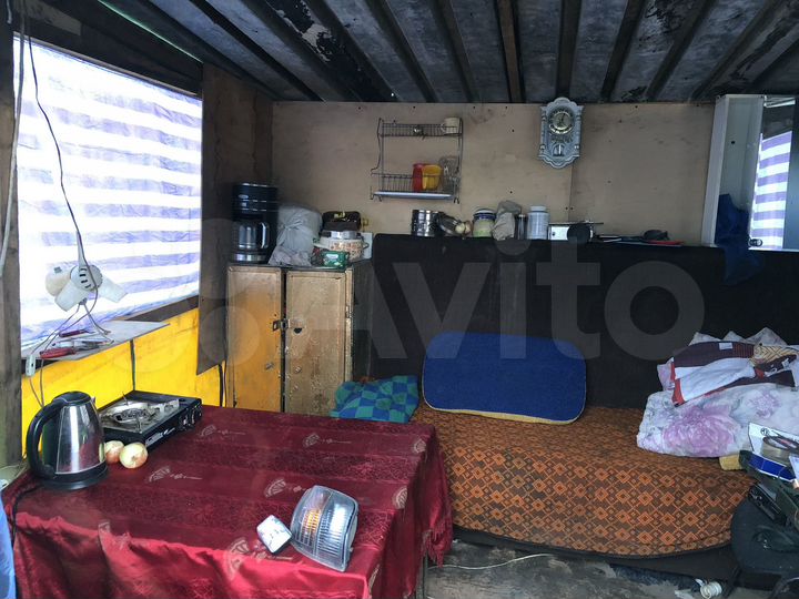 Гараж, > 30 м²