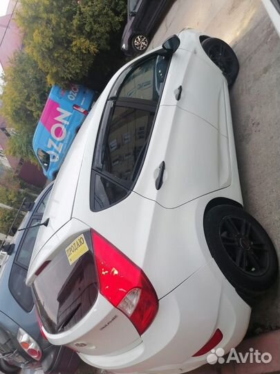 Hyundai Solaris 1.4 AT, 2013, 235 000 км