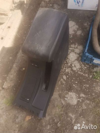 Подлокотник ховер h3